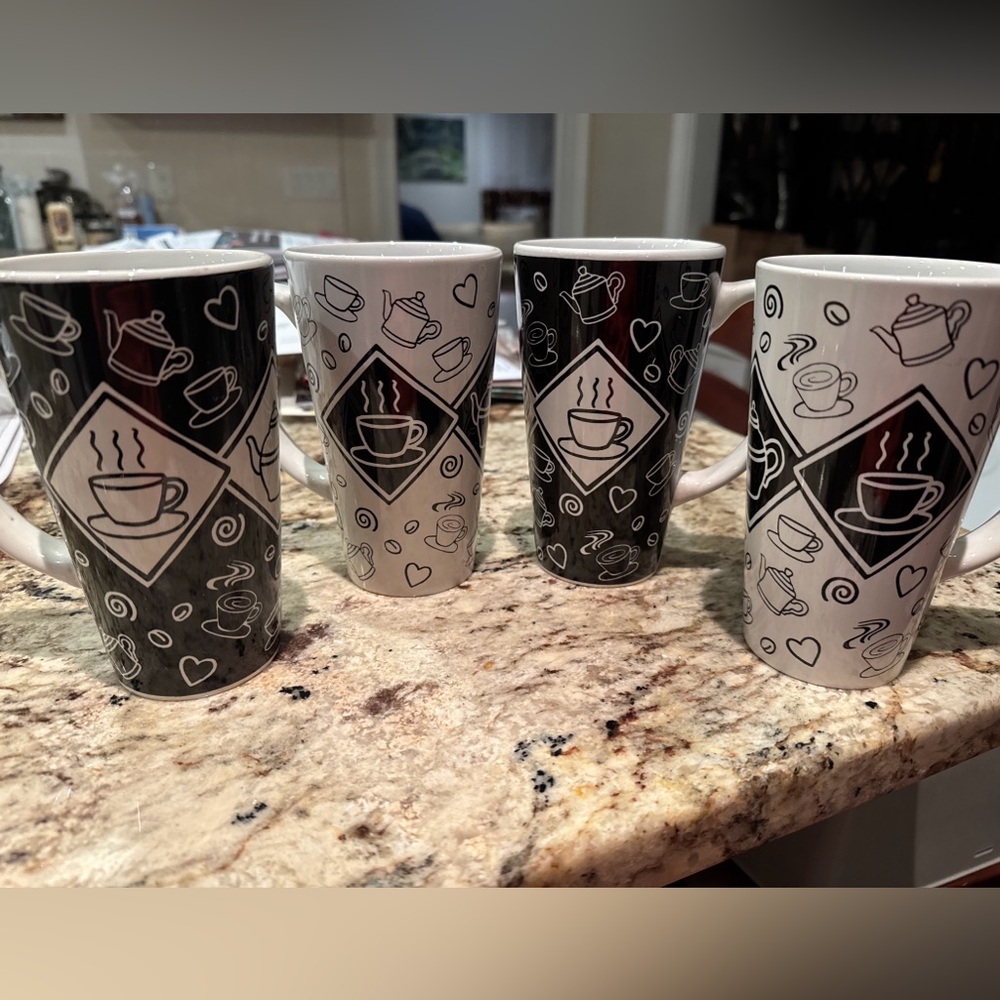 4 Vintage Hudson’s Bay Market Square Black & White 16 Oz. Coffee Mugs